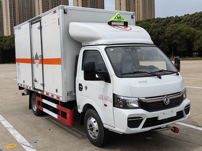 厢式东风大途逸 气刹断气刹 4米危险品厢式运输车